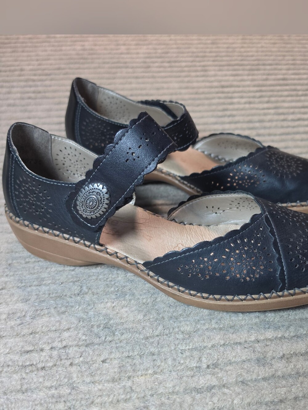 REMONTE Women Mary Jane Shoes Sz 41 US 9 Black Leather Comfy Flats Southwestern